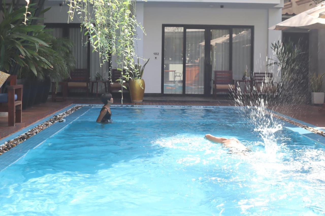 เสียมเรียบ พาเลซ โฮเทล แอนด์ สปา Hotel เสียมราฐ ภายนอก รูปภาพ