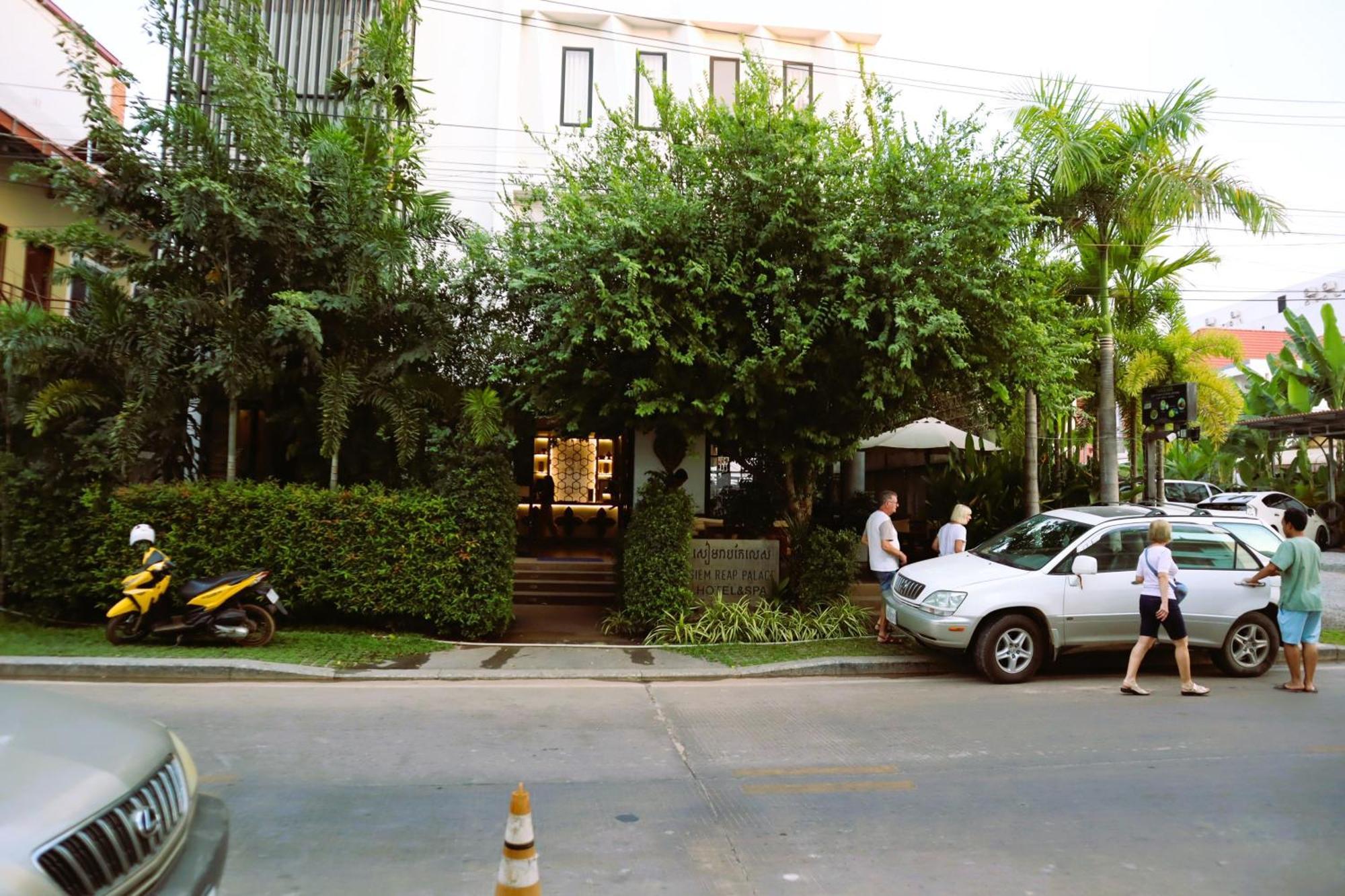 เสียมเรียบ พาเลซ โฮเทล แอนด์ สปา Hotel เสียมราฐ ภายนอก รูปภาพ